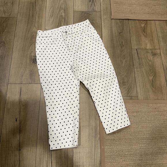 Chico's Pants - Chico's Size 1 (Medium) White Polka Dot Capri Pants